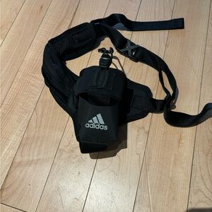 Adidas running pouch